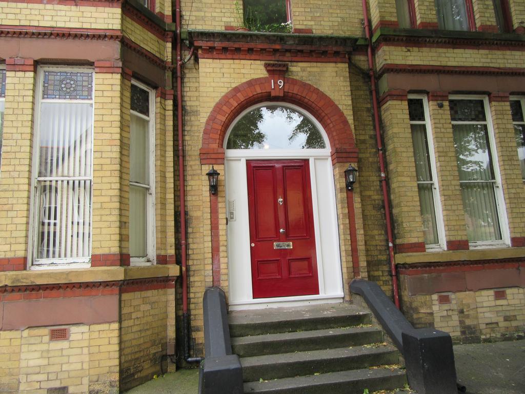 No 4 - Large 2 Bed Near Sefton Park And Lark Lane Apartman Liverpool Kültér fotó