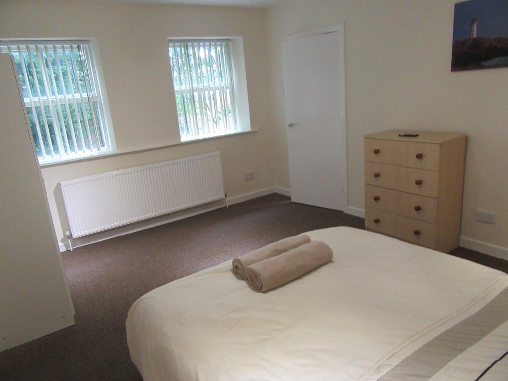 No 4 - Large 2 Bed Near Sefton Park And Lark Lane Apartman Liverpool Kültér fotó