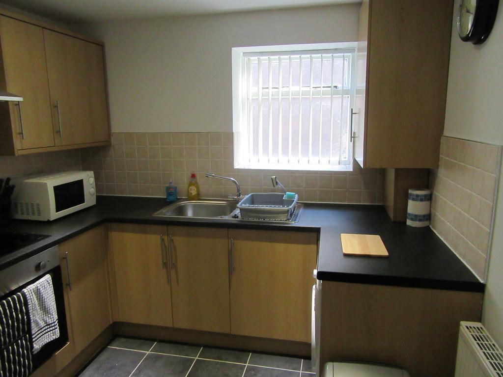 No 4 - Large 2 Bed Near Sefton Park And Lark Lane Apartman Liverpool Kültér fotó